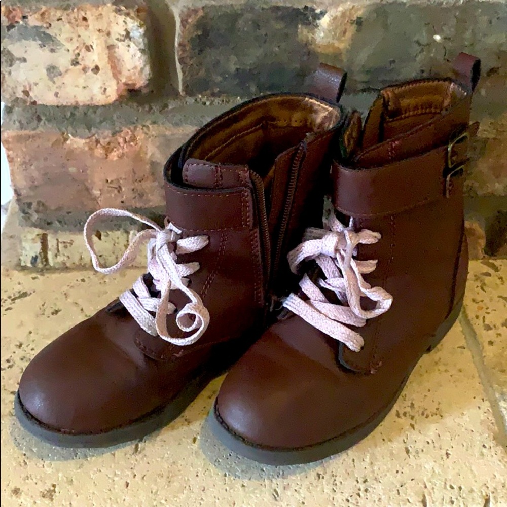 Carter’s Boots